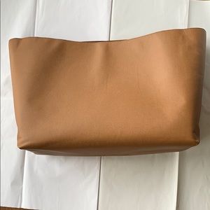 Cuyana Tote Insert Camel